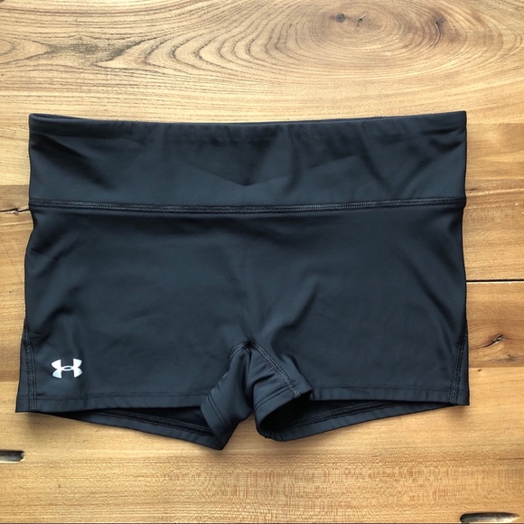 Under Armour Pants - Underarmour Solid Black Spandex Shorts 2.5 inseam